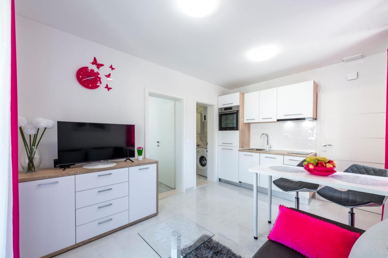 Apartments Kiki Млини Экстерьер фото