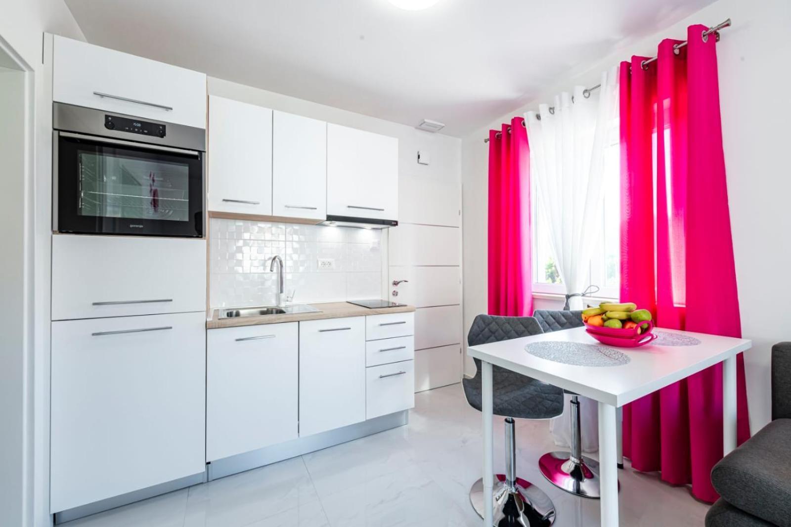 Apartments Kiki Млини Экстерьер фото