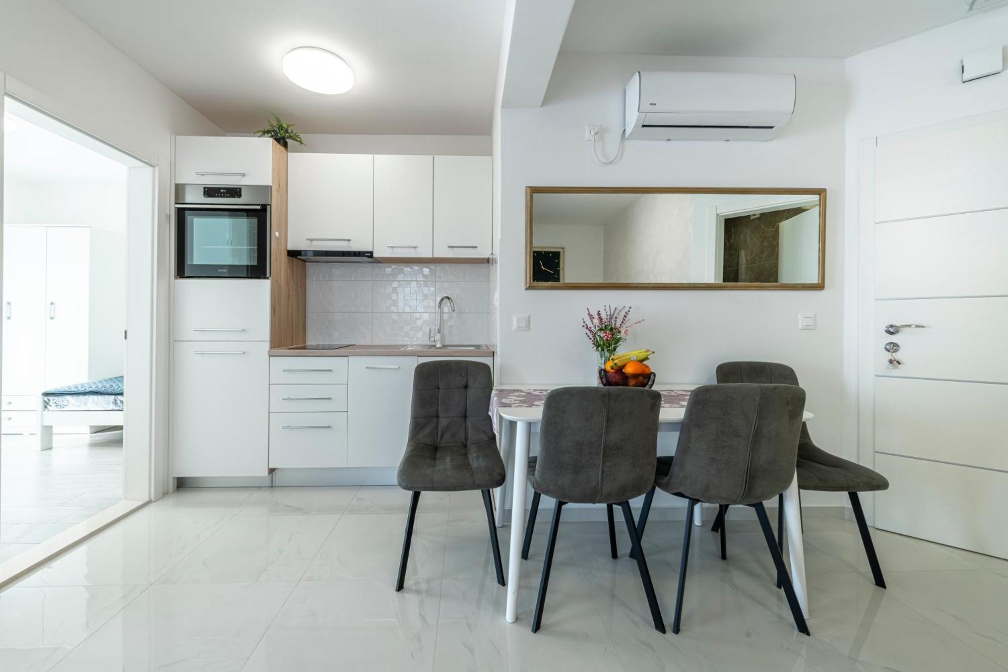 Apartments Kiki Млини Экстерьер фото